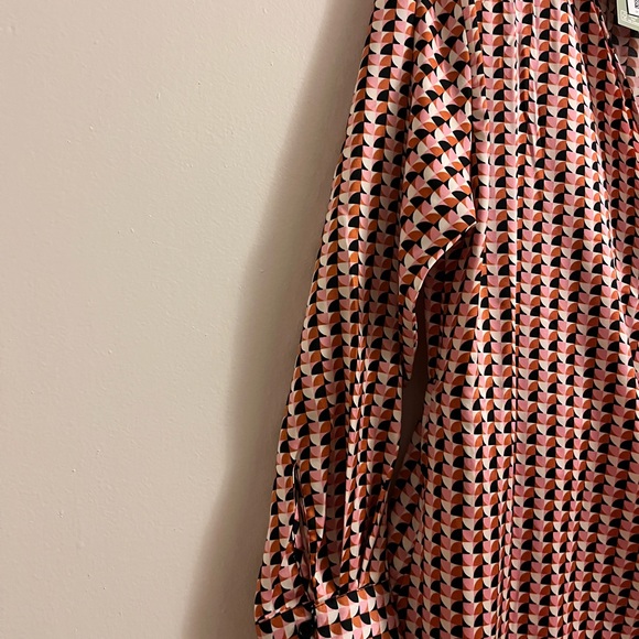 H&M Dress. Size M. Never used. - Picture 5 of 8